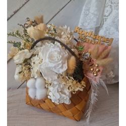 Słodki Flower Box Prezent na Dzień Mamy Koszyk pełen suszonych i stabilizowanych kwiatów