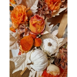 Wianek jesienny na drzwi Dynie Hortensje i Róże 45cm