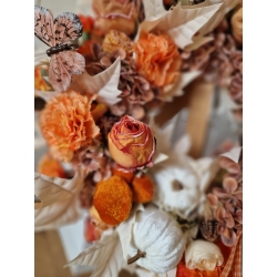 Wianek jesienny na drzwi Dynie Hortensje i Róże 45cm